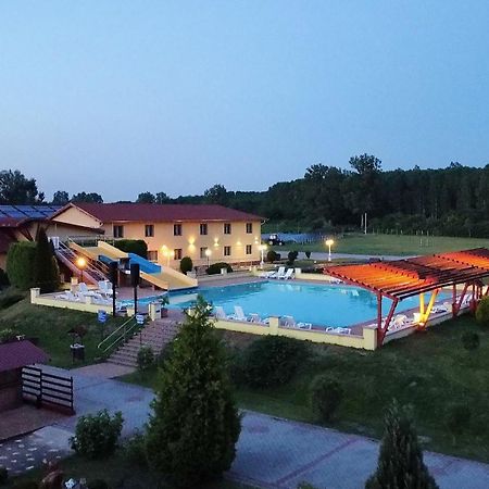Ligetalja Termal Hotel Peneszlek Dış mekan fotoğraf