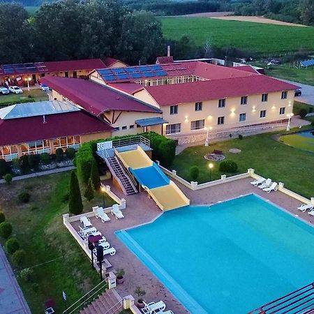 Ligetalja Termal Hotel Peneszlek Dış mekan fotoğraf