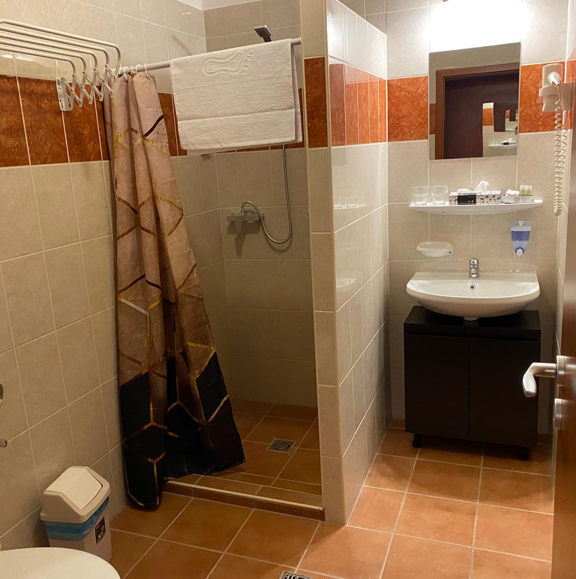Ligetalja Termal Hotel Peneszlek Dış mekan fotoğraf