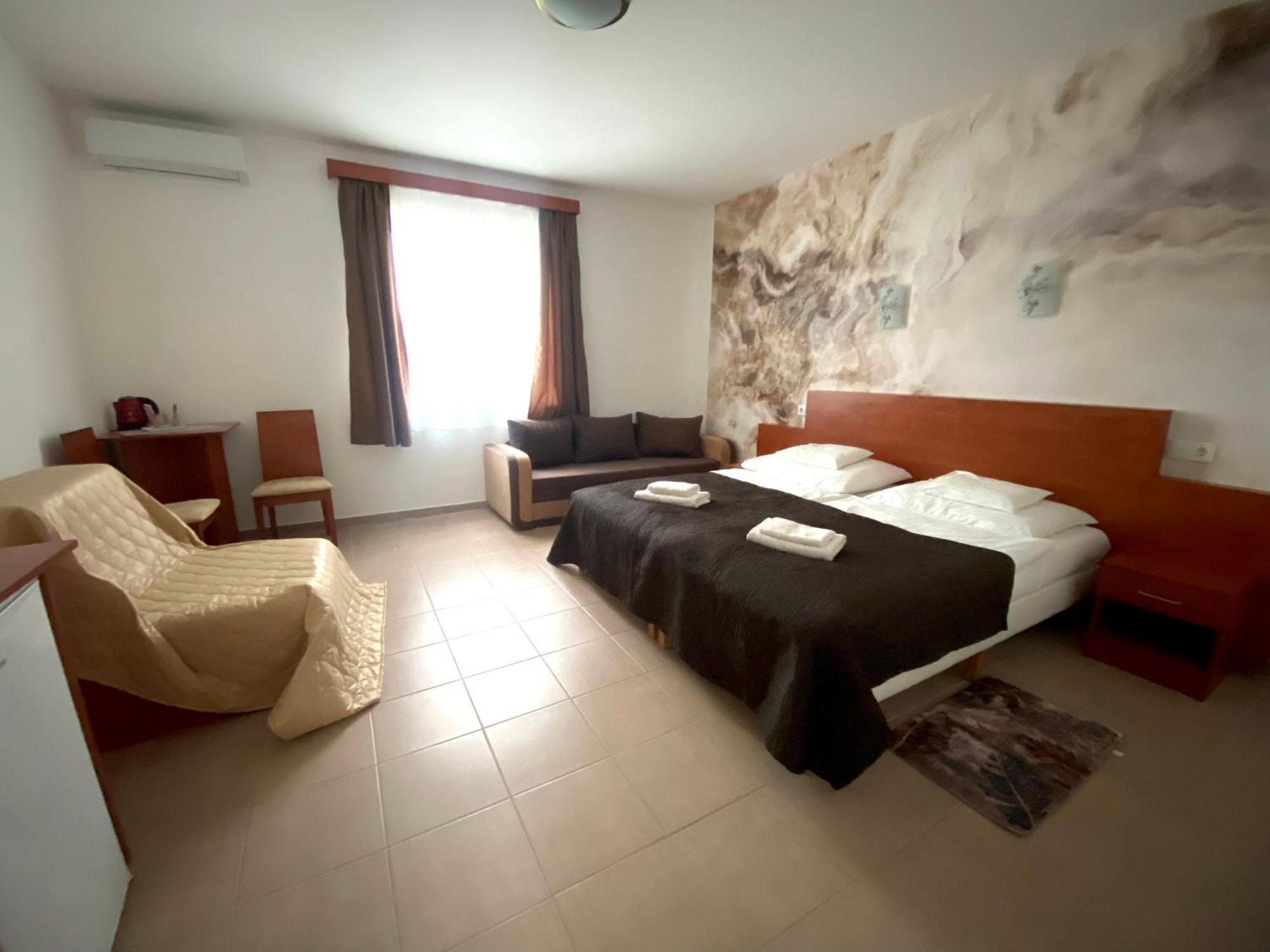 Ligetalja Termal Hotel Peneszlek Dış mekan fotoğraf
