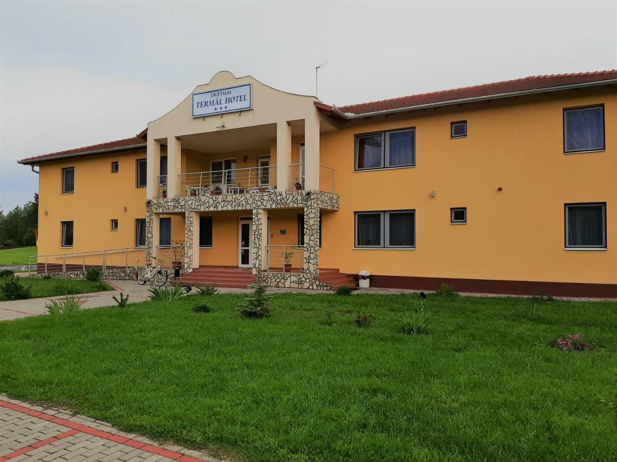Ligetalja Termal Hotel Peneszlek Dış mekan fotoğraf