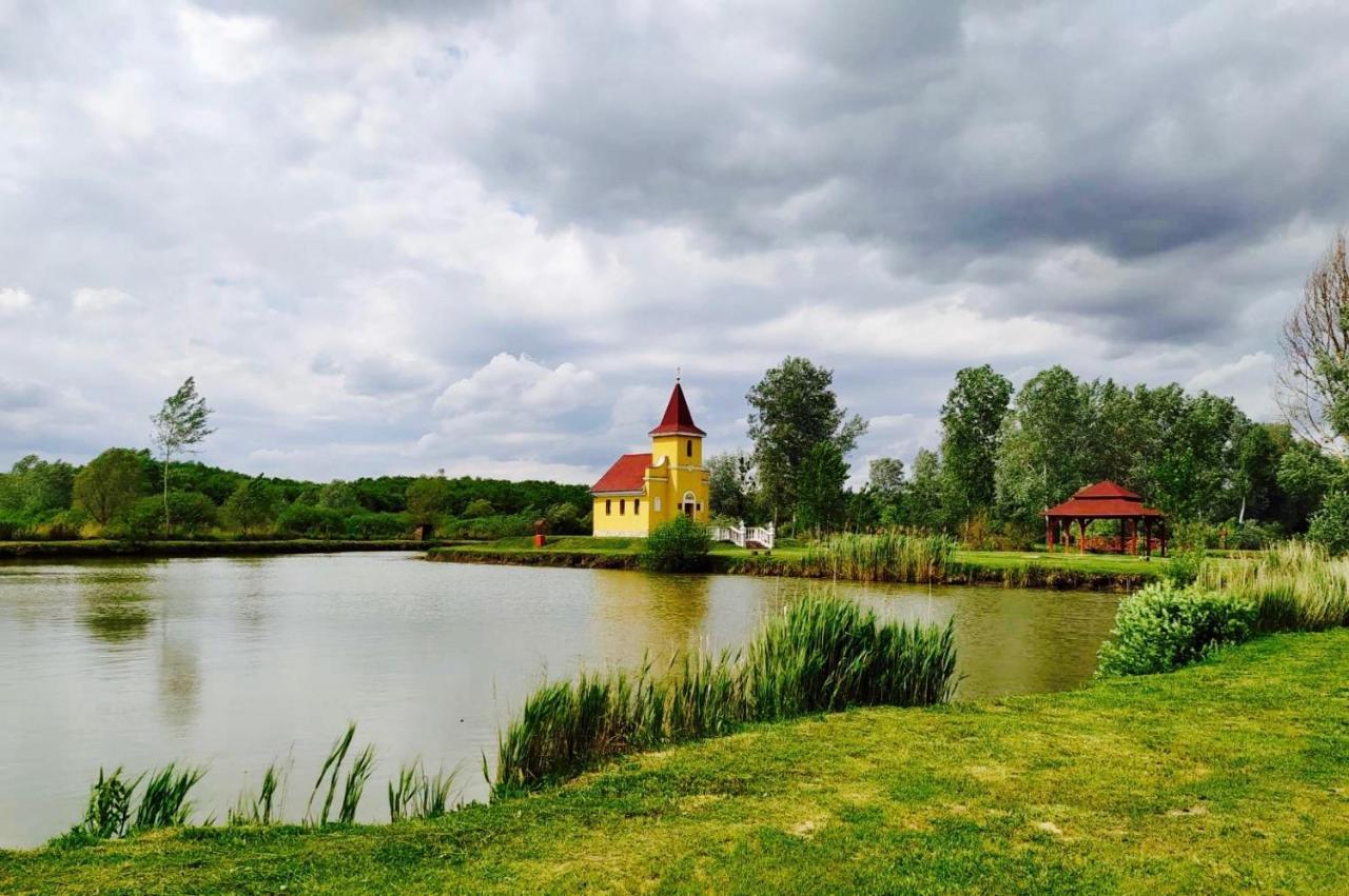 Ligetalja Termal Hotel Peneszlek Dış mekan fotoğraf